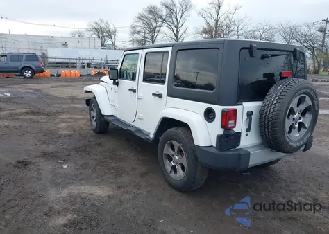 2017 Jeep Wrangler Unlimited Sahara 4X4 from USA, damaged, VIN 1C4BJWEG2HL695672